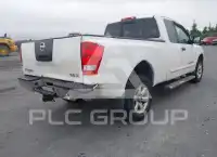 2010 Nissan TITAN фото