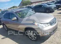2010 Infinity EX35 photo