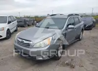 2010 Subaru Outback photo
