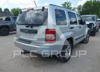 2010 Jeep LIBERTY photo