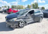 2010 Pontiac VIBE photo