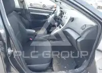 2010 Pontiac VIBE photo