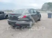 2010 Mazda 3 photo