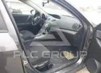 2010 Mazda 3 photo