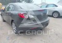 2010 Mazda 3 photo