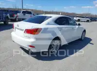 2010 Lexus IS250 photo