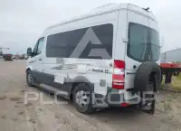 2010 Mercedes Benz Sprinter photo