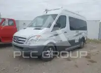 2010 Mercedes Benz Sprinter photo