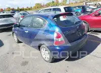 2010 Hyundai Accent photo