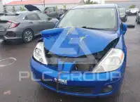 2011 Nissan VERSA фото