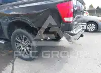 2011 Nissan TITAN фото