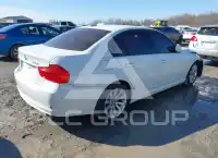 2011 BMW 330 photo