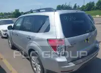 2011 Subaru FORESTER фото