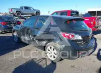 2011 Mazda 3 photo