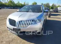 2011 Lincoln MKX photo