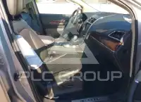 2011 Lincoln MKX photo