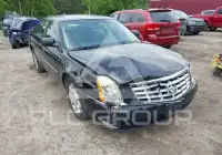 2011 Cadillac DTS photo