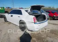 2011 Chrysler 300 photo