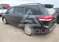 2011 Toyota SIENNA photo