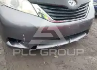 2011 Toyota SIENNA фото