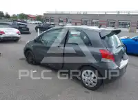 2011 Toyota YARIS фото