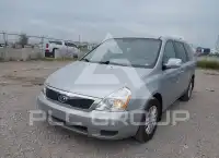 2011 KIA Sedona фото