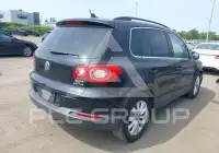 2011 Volkswagen Tiguan фото