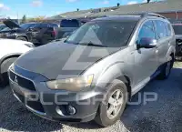 2012 Mitsubishi OUTLANDER photo