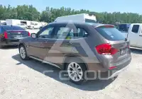 2012 BMW X1 фото