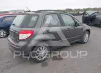 2012 Suzuki SX4 photo