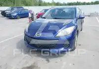 2012 Mazda 3 photo