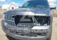 2012 Lincoln NAVIGATOR фото