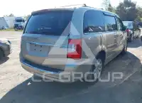 2012 Chrysler TOWN & COUNTRY photo