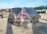 2012 Toyota RAV4 photo