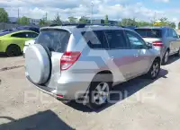 2012 Toyota RAV4 фото