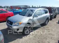 2012 Toyota RAV4 фото