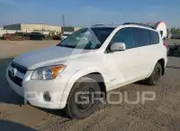2012 Toyota RAV4 фото