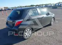 2012 Toyota YARIS фото