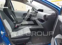 2012 Toyota PRIUS фото
