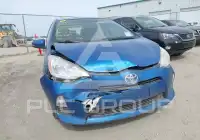 2012 Toyota PRIUS фото
