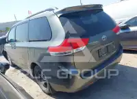 2012 Toyota SIENNA фото