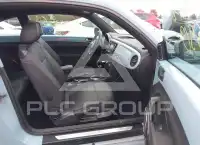 2012 Volkswagen BEETLE photo