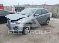 2013 Mitsubishi RVR photo