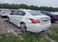 2013 Nissan ALTIMA photo