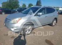 2013 Nissan ROGUE photo