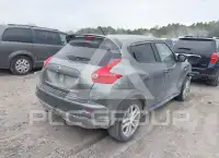 2013 Nissan Juke фото