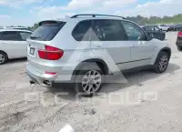 2013 BMW X5 фото