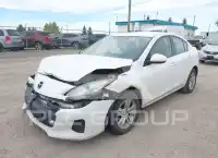 2013 Mazda 3 photo