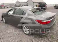 2013 Lexus ES300 photo