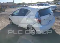 2013 Toyota PRIUS photo